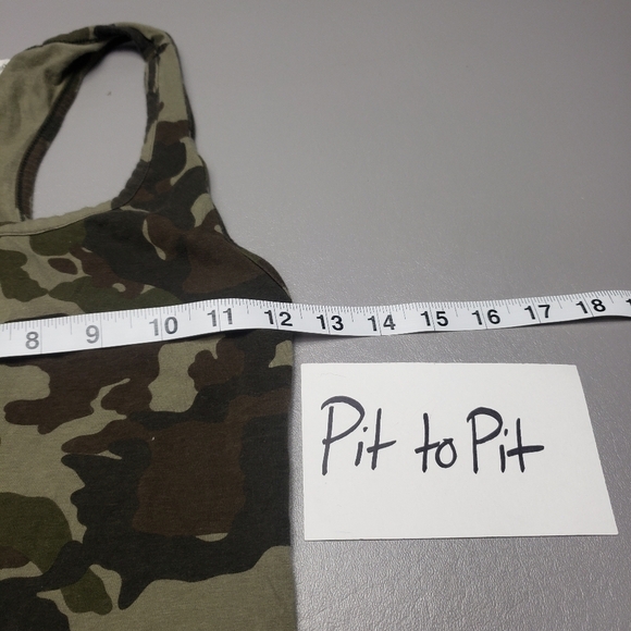 3/$15 zenana outfitters camo summer bodysuit women's size medium - Picture 4 of 10